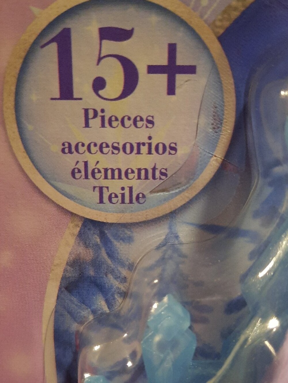Disney Frozen 15 piece Winter festival with Olaf playset - Picture 5 of 7